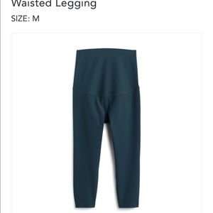 MPG Sport maternity M Stitch Fix workout cropped leggings